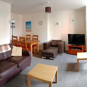 1, Hildegard House, 27 Skinner St, Yo21 3ah Whitby